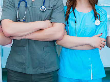 The Ultimate Guide to Selecting Medical Scrubs & Nurse Uniforms in Malaysia